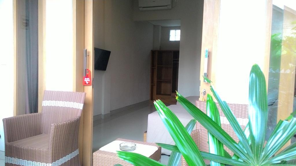 Hotel Kubu Carik Legian Exterior foto