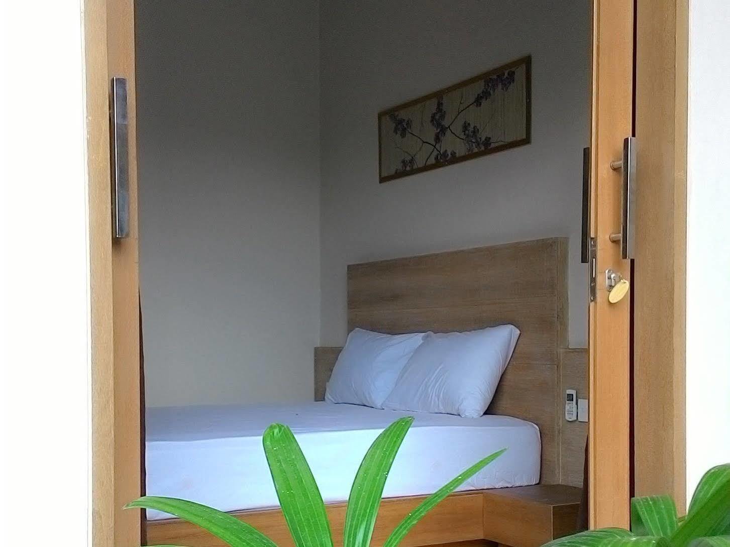 Hotel Kubu Carik Legian Exterior foto